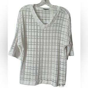 Zara white Lightweight knit top V neck 3/4 Sleeves size M